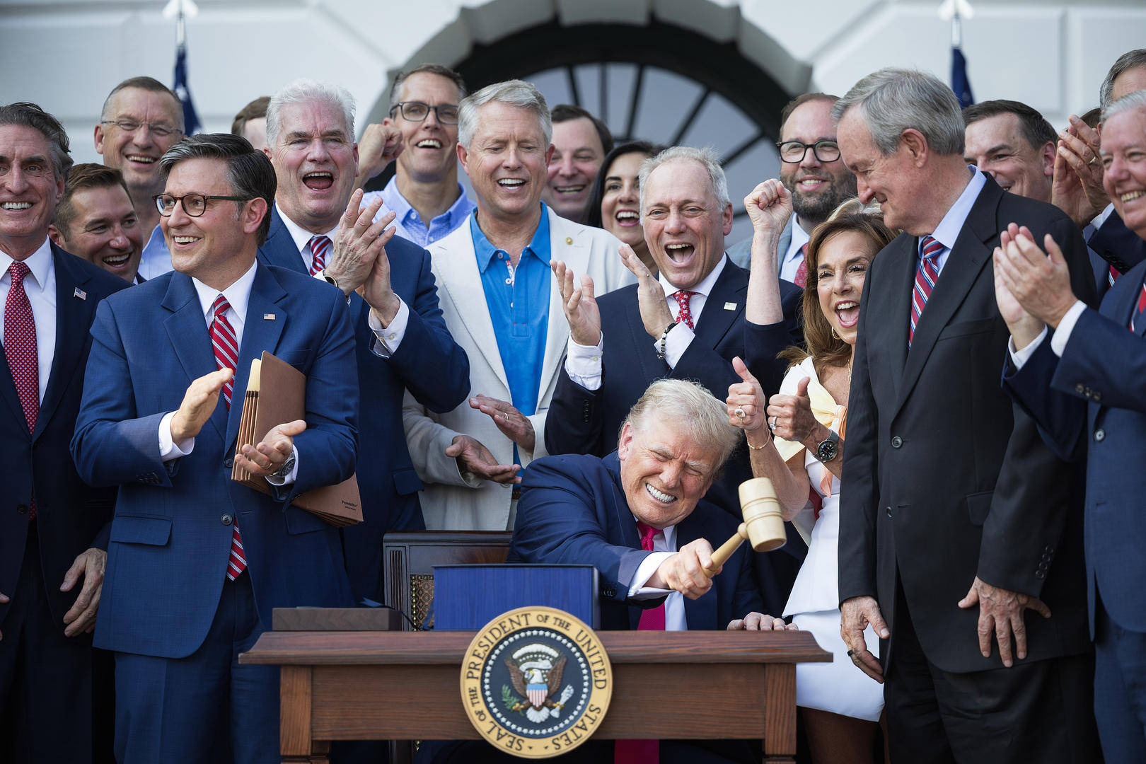 皇冠信用网出租_虽然超65%的人同意皇冠信用网出租,马斯克心心念念的“美国党”最终或是一场空