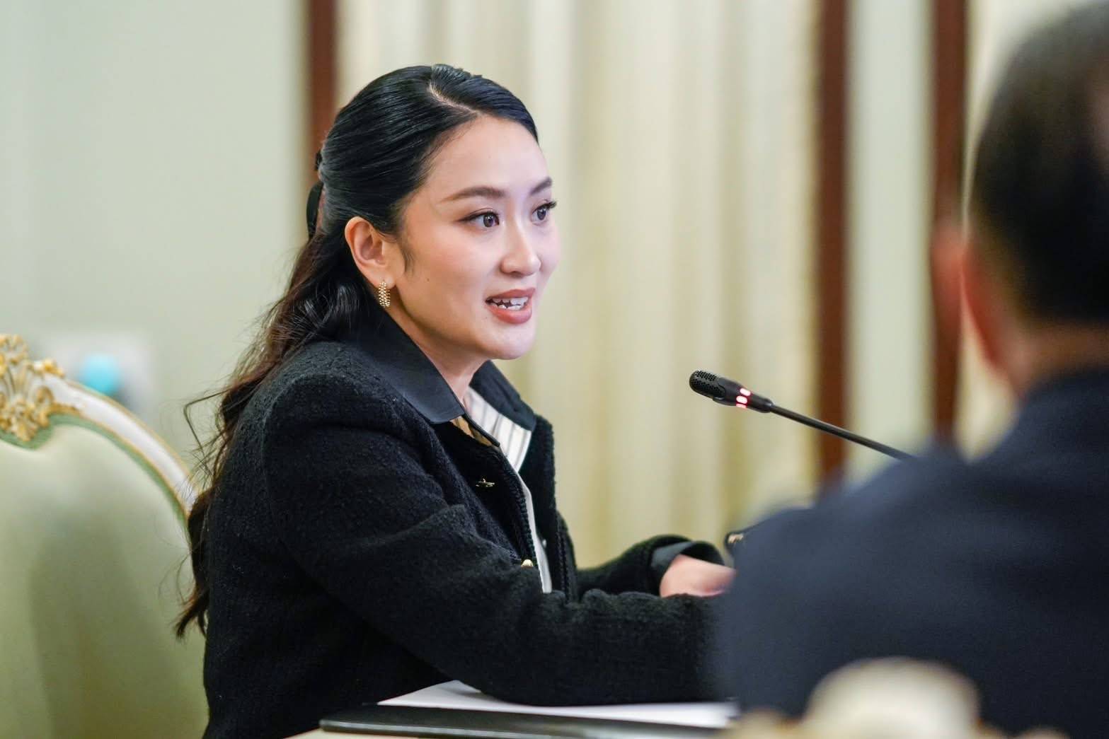 吉尔吉斯斯坦vs土库曼斯坦 | 76岁他信再次服刑吉尔吉斯斯坦vs土库曼斯坦,家族能否翻盘?专家:女儿仍有机会参加泰国议会选举