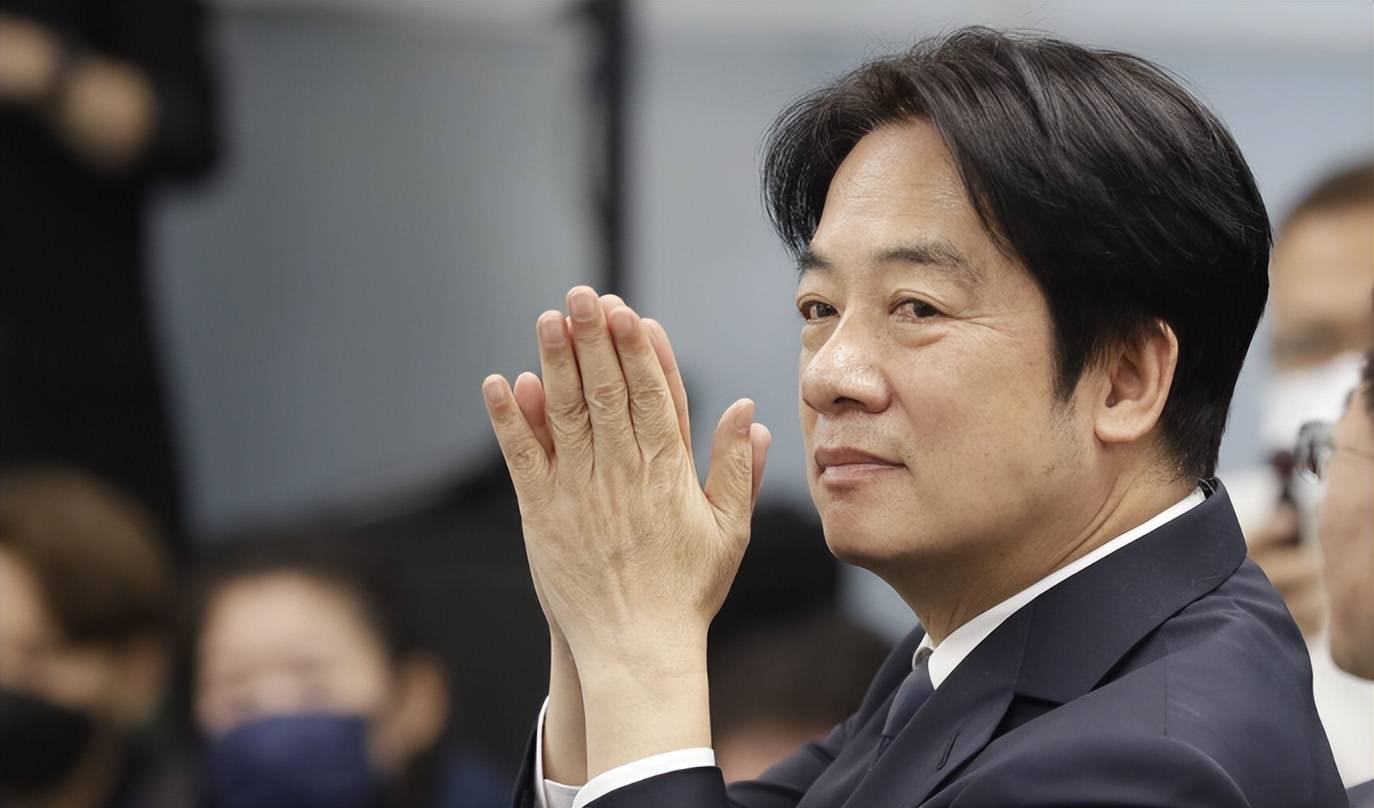 皇冠足球_董军发统一强音皇冠足球,不到24小时,美媒放出消息,特朗普叫停对台军援