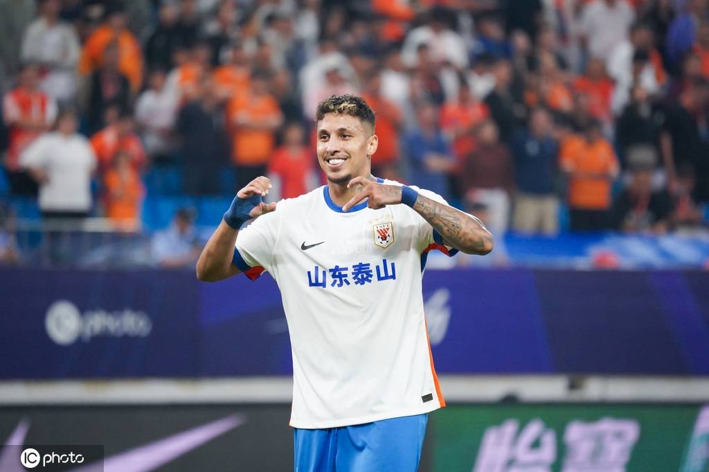 皇冠信用網注册开通_中超-克雷桑破门 齐鲁德比泰山2-2遭海牛读秒绝平皇冠信用網注册开通!