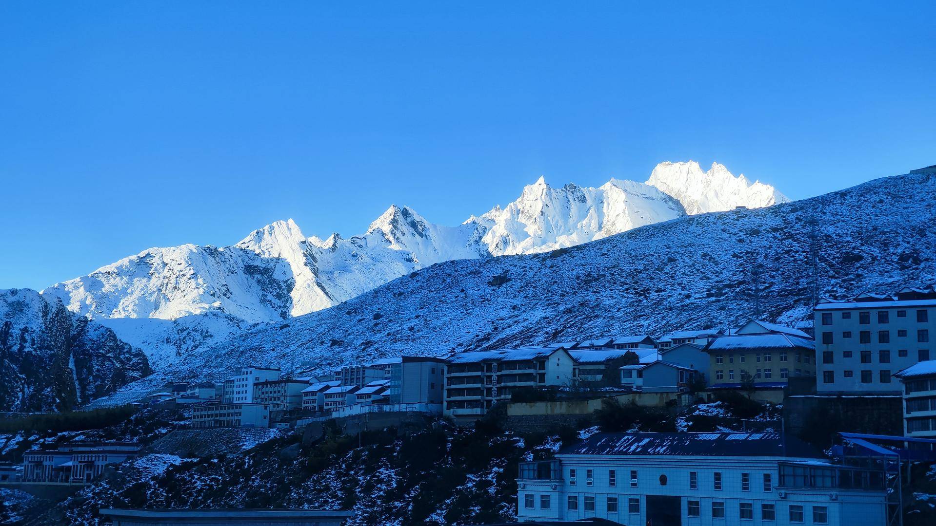 皇冠皇冠平台_从尼泊尔回国手机遭“保护性关停”皇冠皇冠平台,8天仍未恢复 当事人:在海拔4000多米路边冻到崩溃